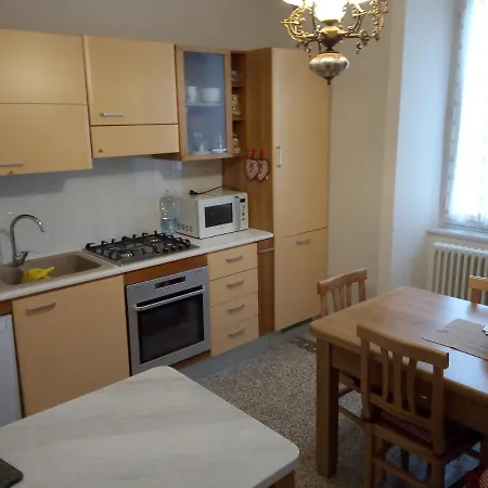 Apartment La Casa Della Stazione
